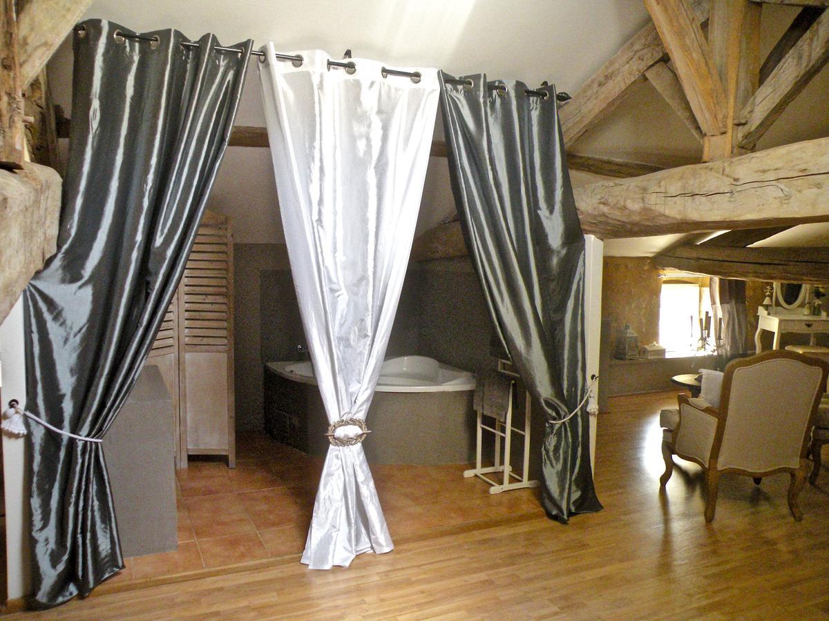 Moulin De Rioupassat Chambres D'Hotes De Charme Rauzan Bagian luar foto